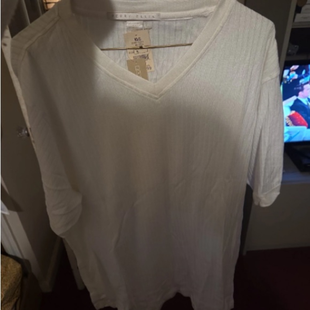 Perry Ellis White V-Neck Ribbed Tunic